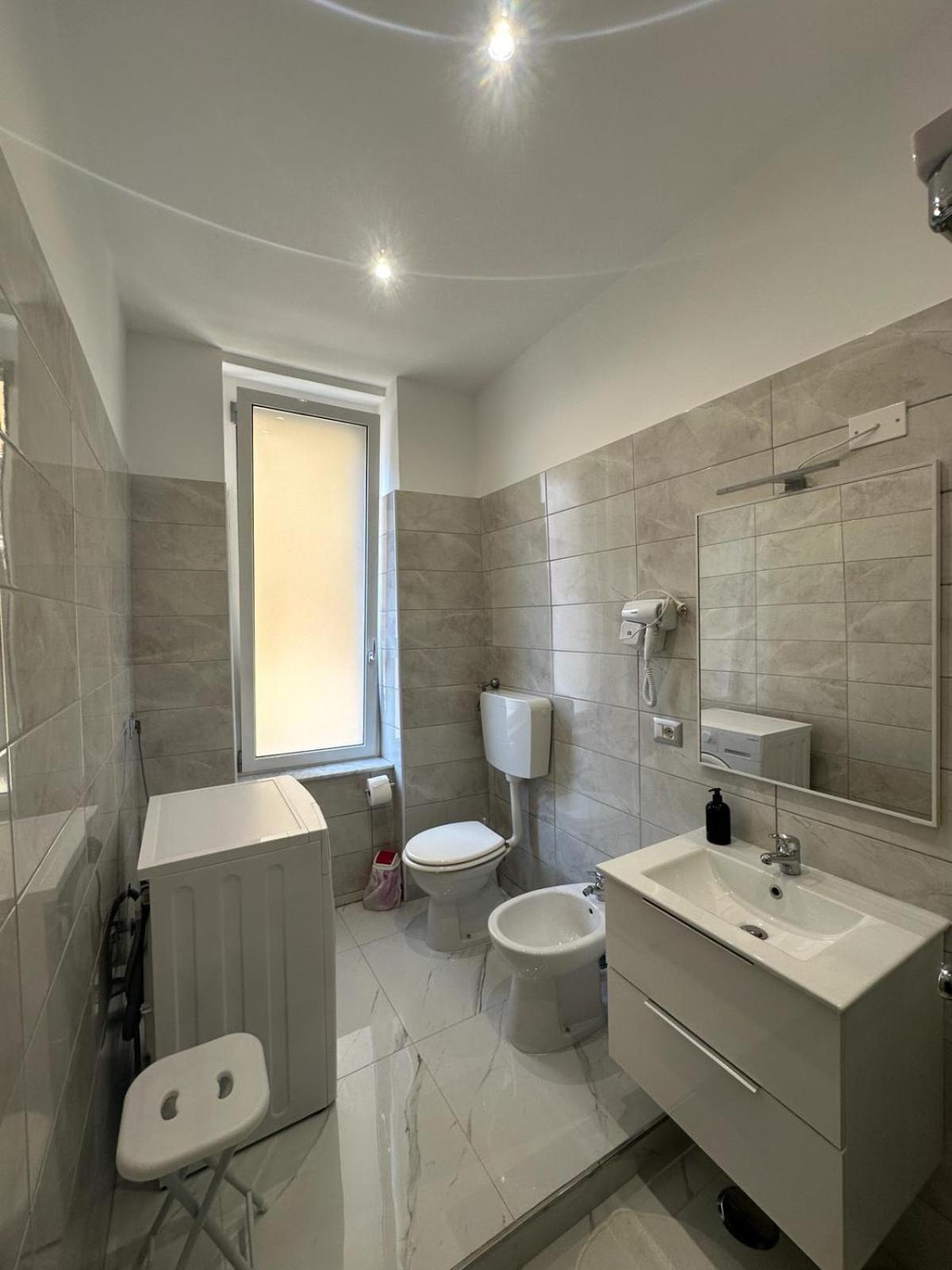 M2 Apartment เนเปิลส์ ภายนอก รูปภาพ