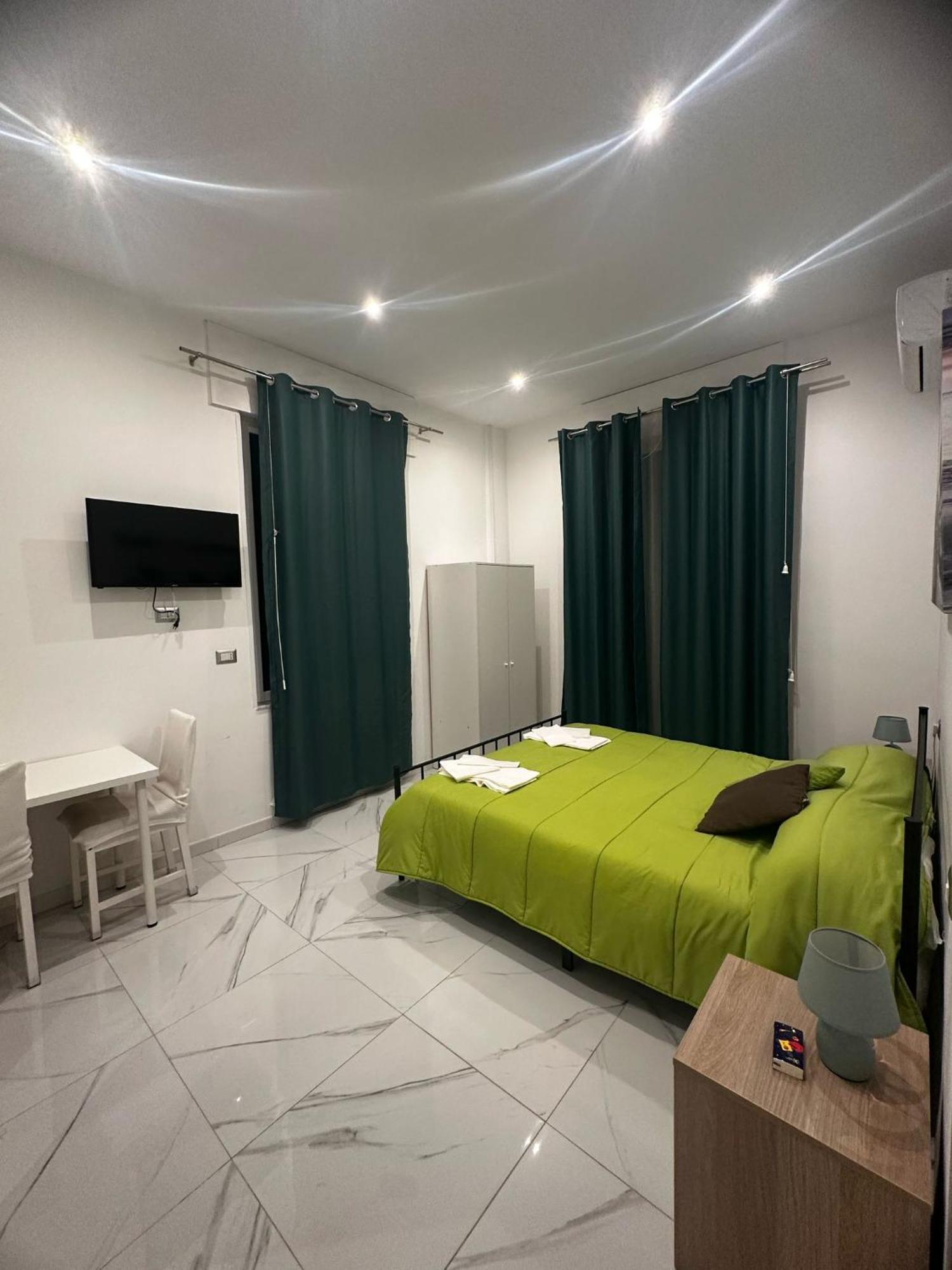 M2 Apartment เนเปิลส์ ภายนอก รูปภาพ